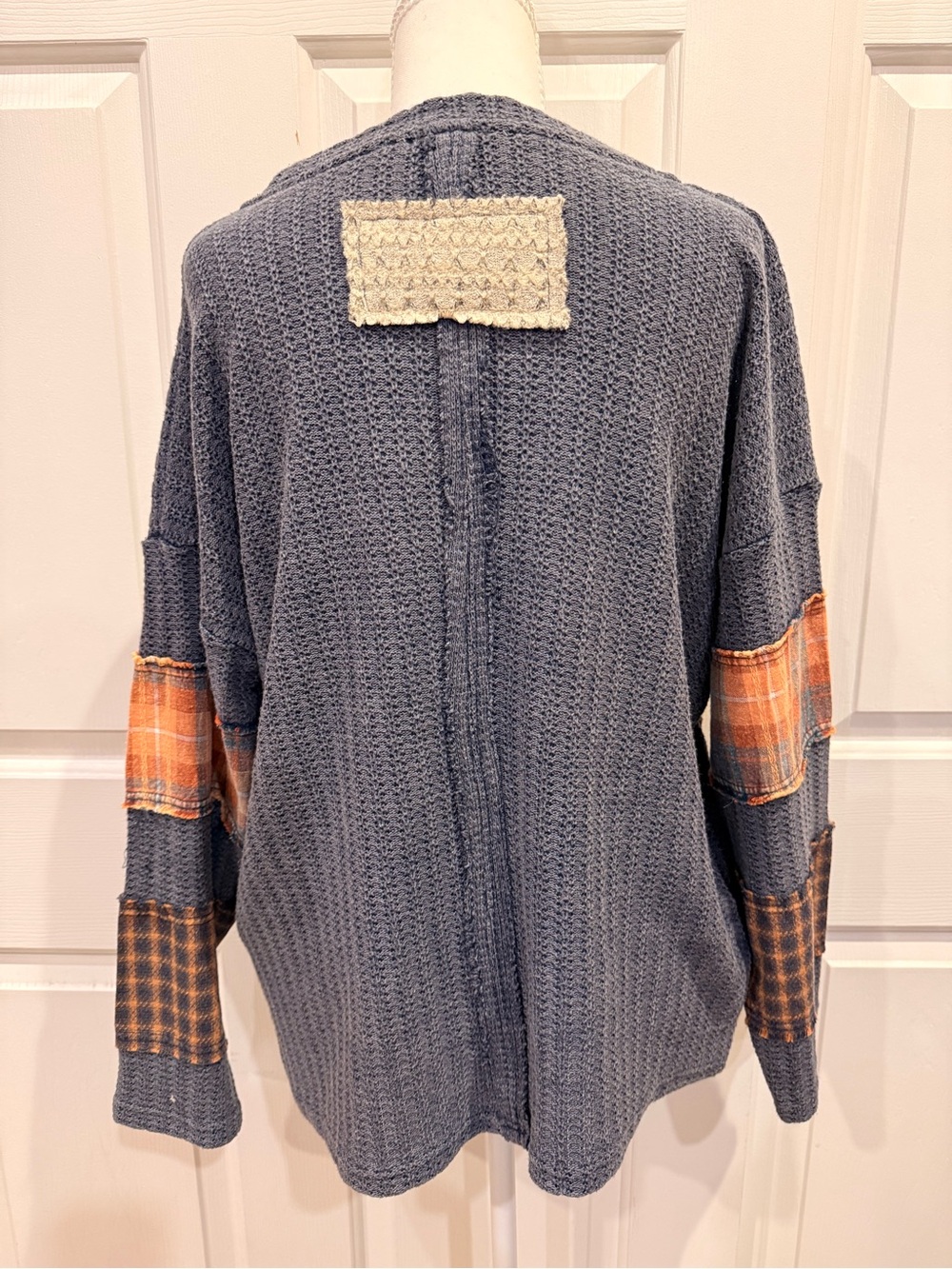 Oli & Hali Peace Sign Patchwork Sweater S Oversized Boho Plaid Mixed Media - Picture 8 of 10